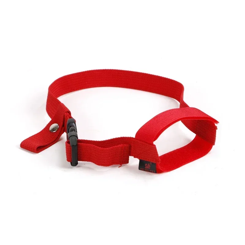 Dog Muzzle Anti-bite Stop Barking Adjusting Straps Mask for Small Dogs Soft Nylon Dog Muzzle Breathable Stop Barking Mouth Cover: L / Red