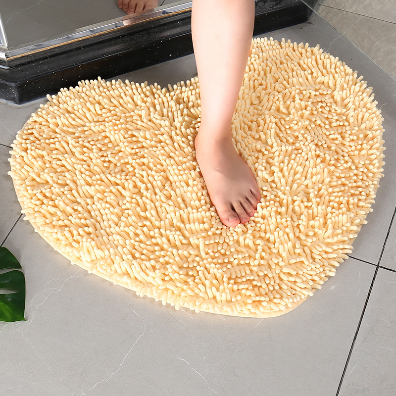 Chenille Heart Bathroom Floor Mats Home Bedroom Bathroom Entrance Non-slip Absorbent Foot Mat Luxury Bathroom Set: black