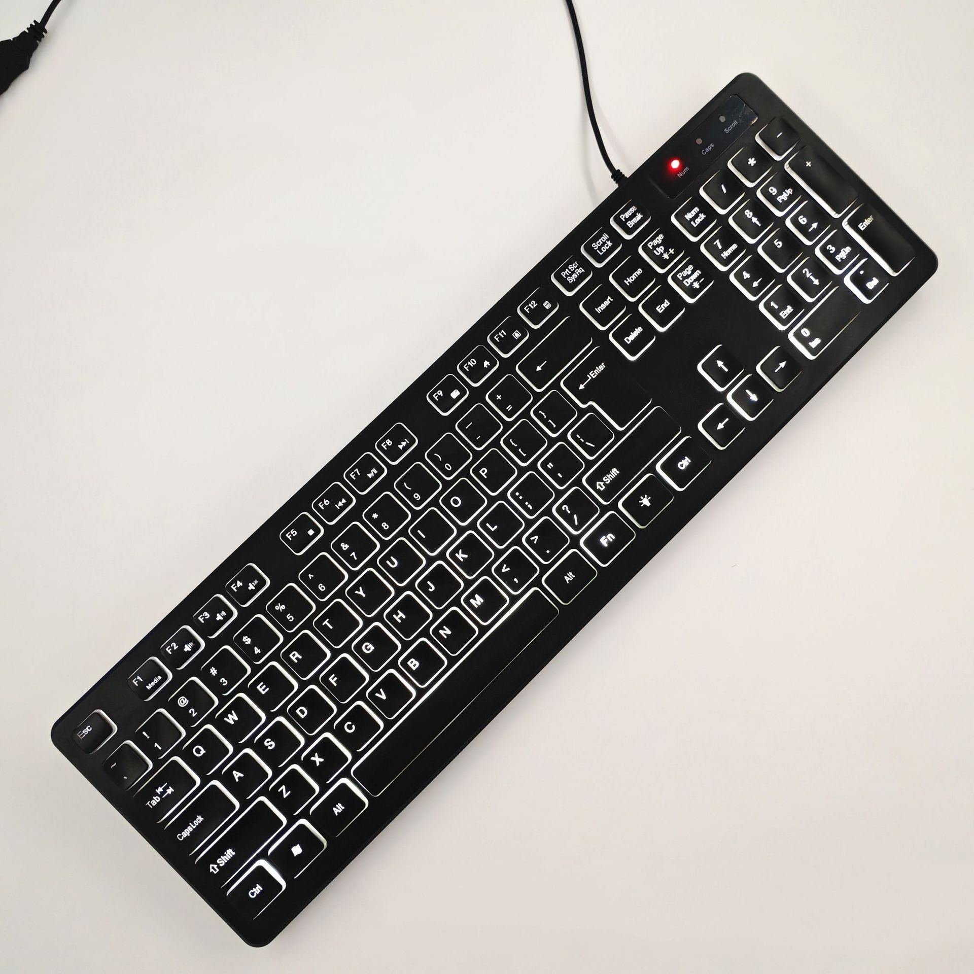 Teclado en español con la Ñ Teclado ruso, árabe, francés, alemán, inglés Ratón 100 % Retroiluminación arcoíris Letras translúcidas ISO 105 teclas Teclas de acceso directo multimedia W66: Olive / Interruptor azul