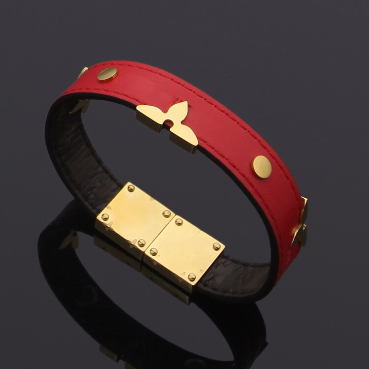 four leaf flower two round nail coffee pattern Bracelet foreign trade V Leather Bracelet Jewelry V hollow: Gold-color / without box