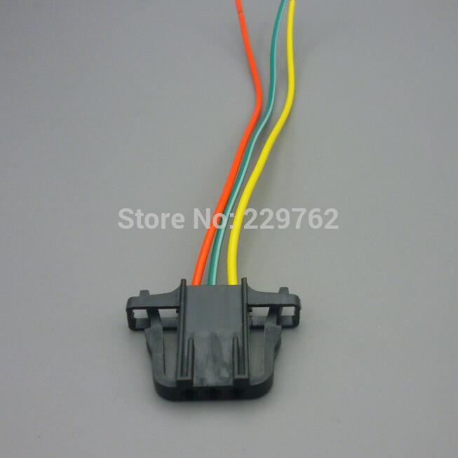 shhworldsea 3 Pin 3B0972703 3B0 972 703 Auto Horn Socket 1.5 Automotive Wire Connector Door lamp Tail lights plug For VW Skoda