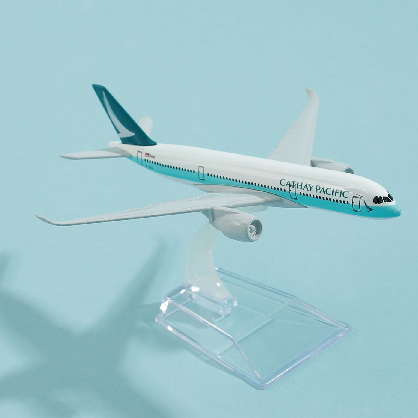 Hong Kong Cathay Pacific Airlines A350 Aircraft Alloy Diecast Model 15cm Aviation Collectible Miniature Ornament Souvenir Toys