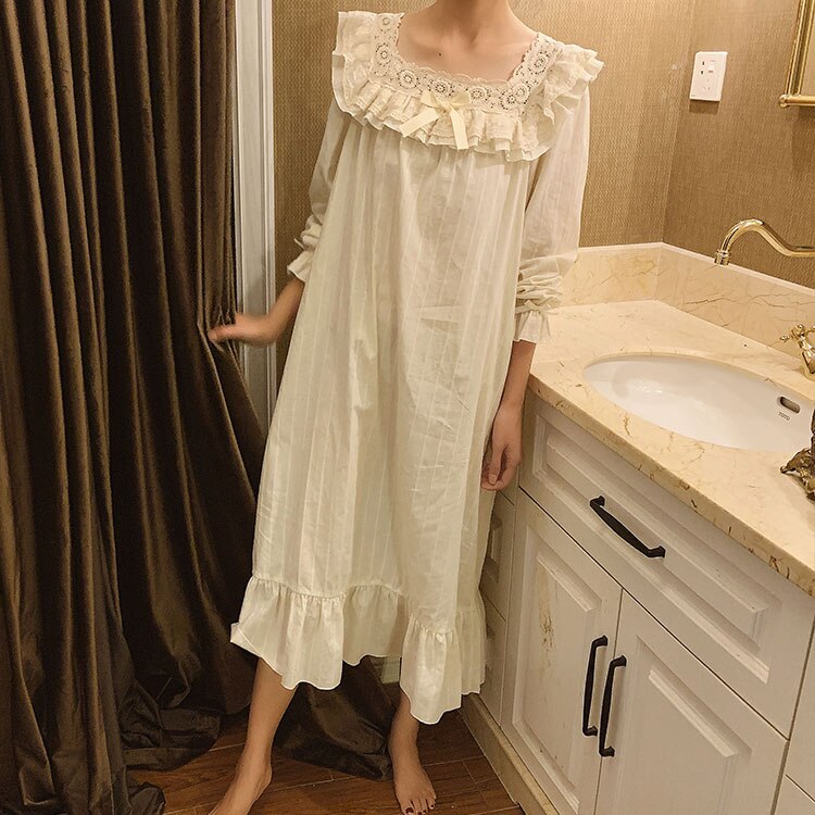 Women&#39;s Lolita Dress Flower Embroidery Lace Square Neck Princess Sleepshirts Vintage Nightgowns Nightdress Cute Lounge Sleepwear: white / S