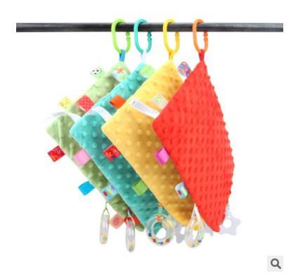 Multifunktionale, weiche baby-plüschtiere, früchte, insekten, blumen und hängespielzeug zur förderung der kognitiven entwicklung