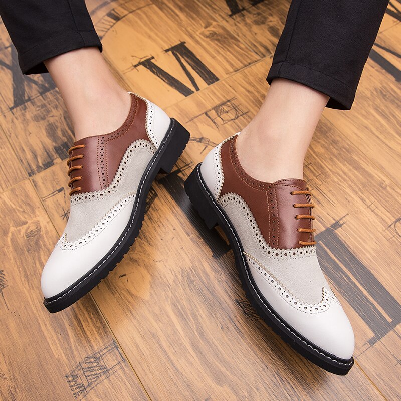 Wit Bruin Italiaanse Stijl Mannen Formele Lederen Schoen Gentleman Rokkostuum Schoenen Wing Tip Volledige Brogue Wedding Party oxfords
