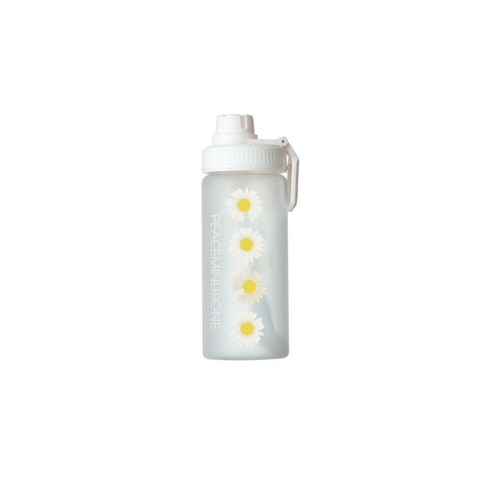 BPA Free Plastic Water Bottle Daisy Flower Outdoor Water Flask With Straw Portable For Touring Camping: 02