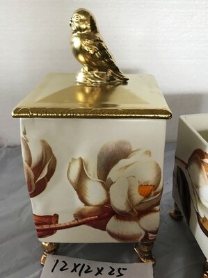 square American countryside Ceramic storage box with lid: 12L 12W 25Hcm