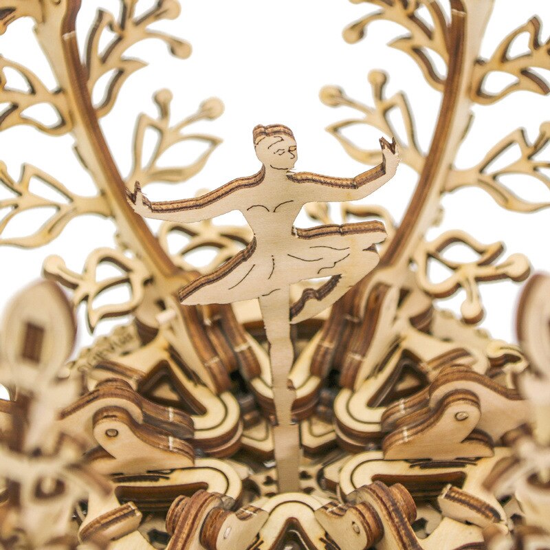 Wooden mechanical handicraft transmission female flower gear rotation jigsaw puzzle Ukraine Valentine's Day model