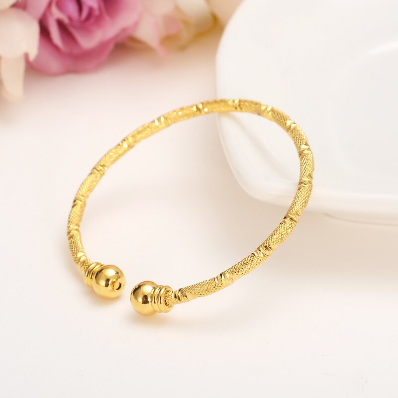Kleine schöne 24 karat Gold Dubai Afrika Armreif Arabischen Schmuck Gold Charme mädchen Indien fußkettchen Armband Schmuck Für Kidsbaby geburtstag