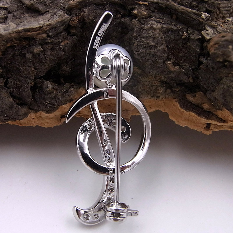 Sinya 925 sterling silver brooches with AAAAA Natural pearl Treble notes style Fine for women with rotary clip pin backing