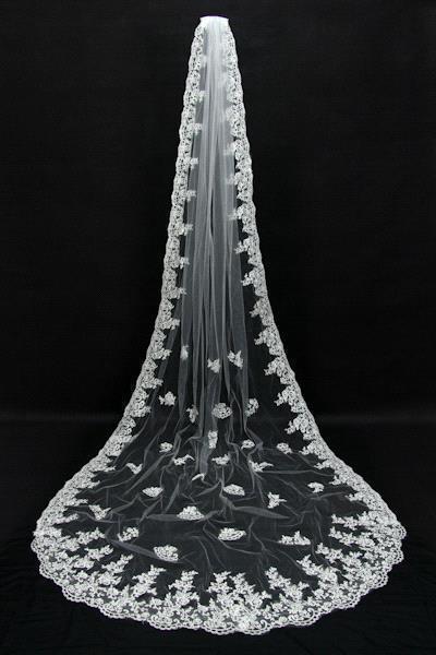 Une couche dentelle bord cathédrale longue mariage voile avec peigne accessoires de mariée pas cher blanc ivoire mariée Welon