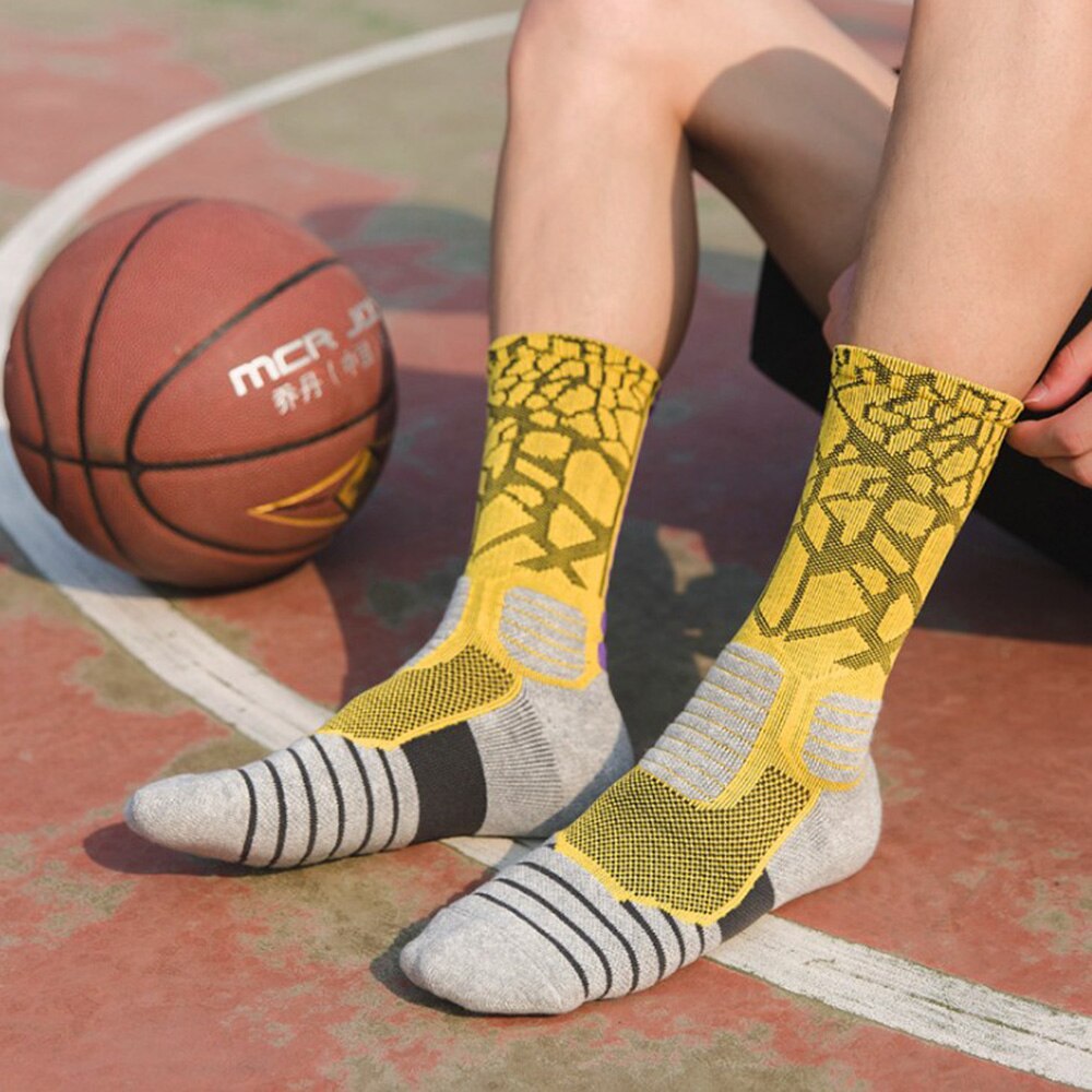 Calcetines deportivos de algodón para hombre, medias largas y gruesas para correr al aire libre, bádminton, tenis y baloncesto