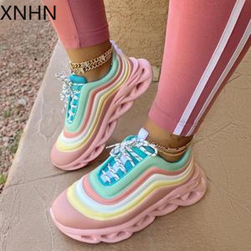 Kvinnor lägenheter fritidsskor kvinna snörning plus size sport sneaker godis söt söt sko chaussures femme zapatos mujer sapato