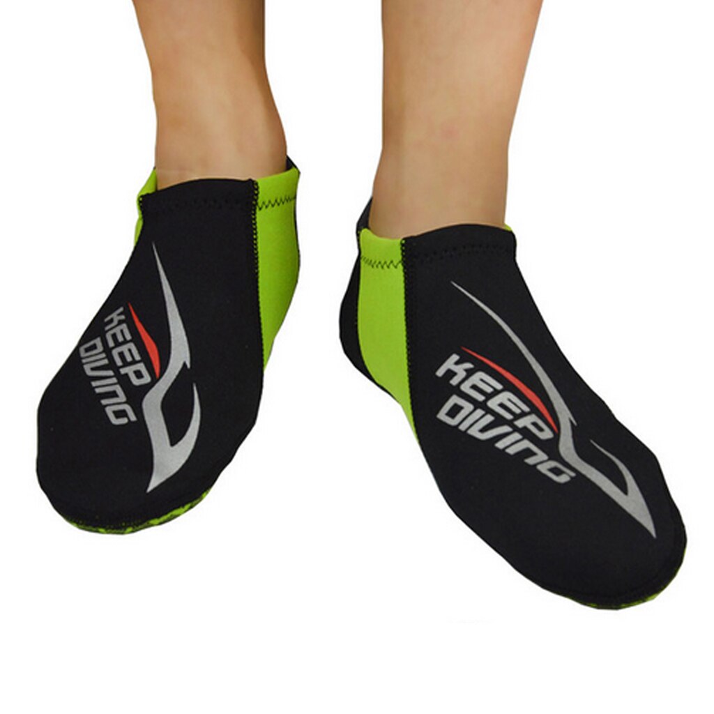 3mm Neoprene Socks - Keep Warm & Prevent Scratch for Scuba Diving, Snorkeling, Swimming & Water Sports