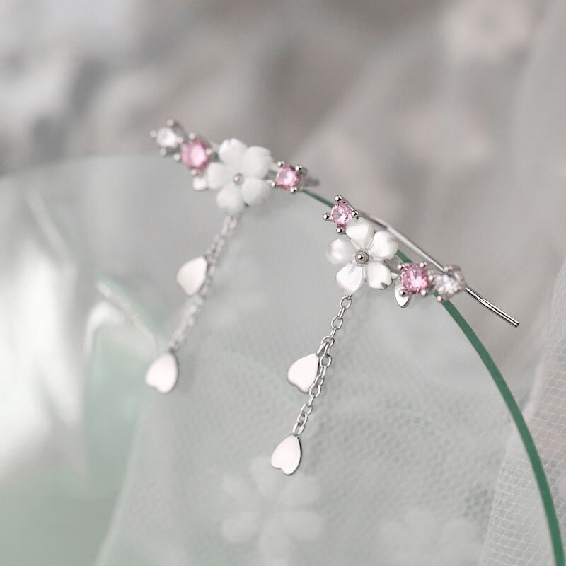 Foxanry prevenir la alergia plata color Pendientes de broche para las mujeres nueva flores borla joyería del partido al por mayor