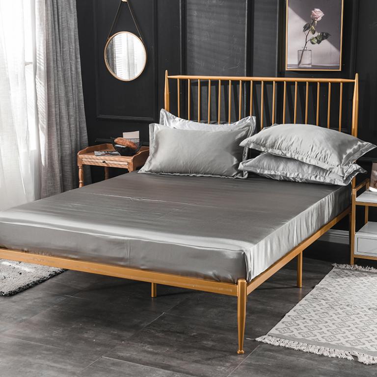 Yaapeet 1 Pcs Luxe 100% Satijn Zijde Hoeslaken Zijdeachtige Soild Kleur Matrashoes Koningin Koning Lakens Sprei: grey / 180x200cm