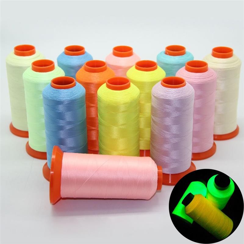 1 rolka haftu nici do szycia 150D/500 jardów Luminous nici do haftu światło fluorescencyjne nici do szycia krzyżykowego