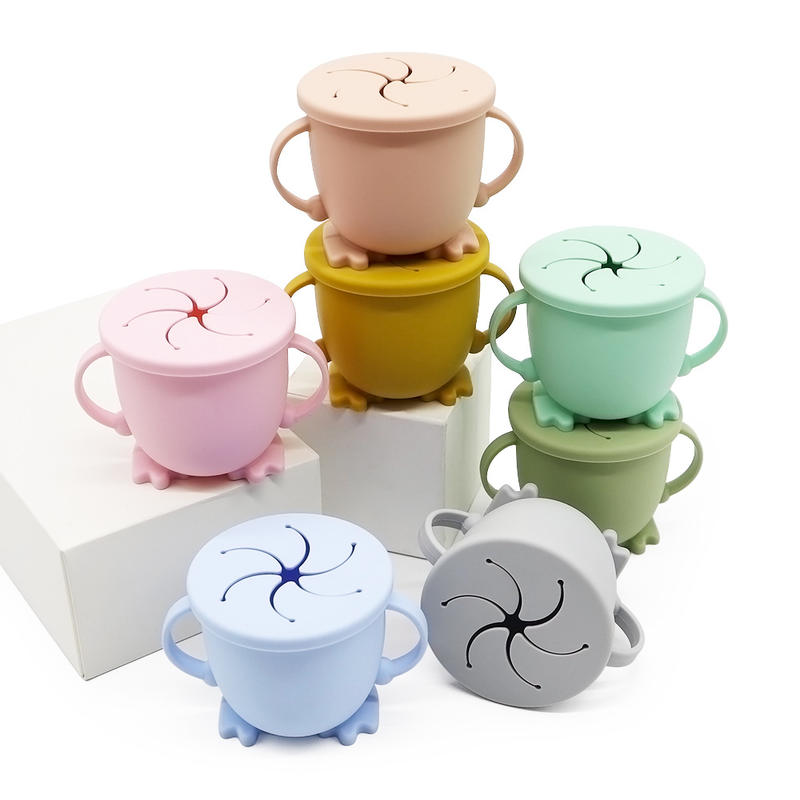 Baby Kids Toddler Baby Collapsible Silicone Snack Container Foldable Snack Attack Cup With Lid Snack Bowl