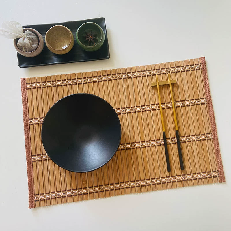 Napperons en bambou pour Table à manger, ensemble de 4 sets de napperons, résistants aux taches, à la chaleur, durables et robustes pour la cuisine: YELLOW