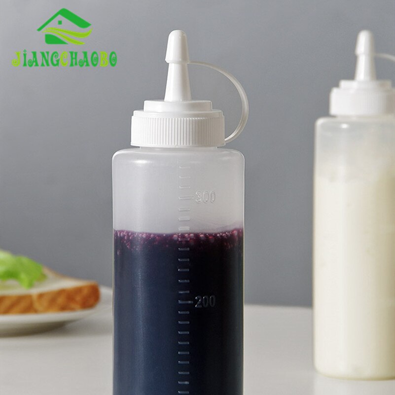 Squeeze Squirt Condiment Bottles with Twist On Cap Lids Ketchup Mustard Mayo Sauces Olive Oil Bottles Kitchen Gadget