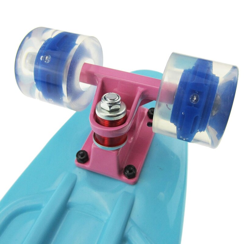 Skateboard Classic Retro Plastic Skateboard with LED Flashing Wheels Skateboard