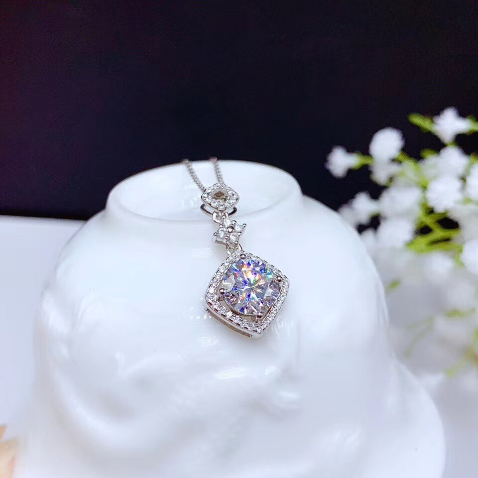 Collier en moissanite pour femmes, bijou classique en argent sterling 925, d'anniversaire