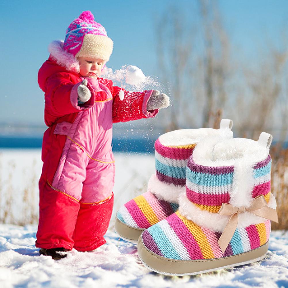 Botas de nieve para niñas pequeñas, zapatos cálidos con suela suave de arco iris, de princesa, para invierno