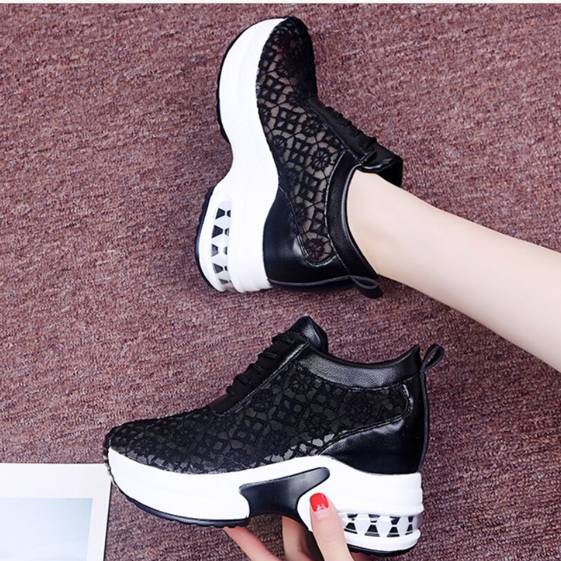 Sommar kvinnor skor kvinna andas mesh sneakers plattor spets loafers tjocka klackar plattform kilar fritidssko