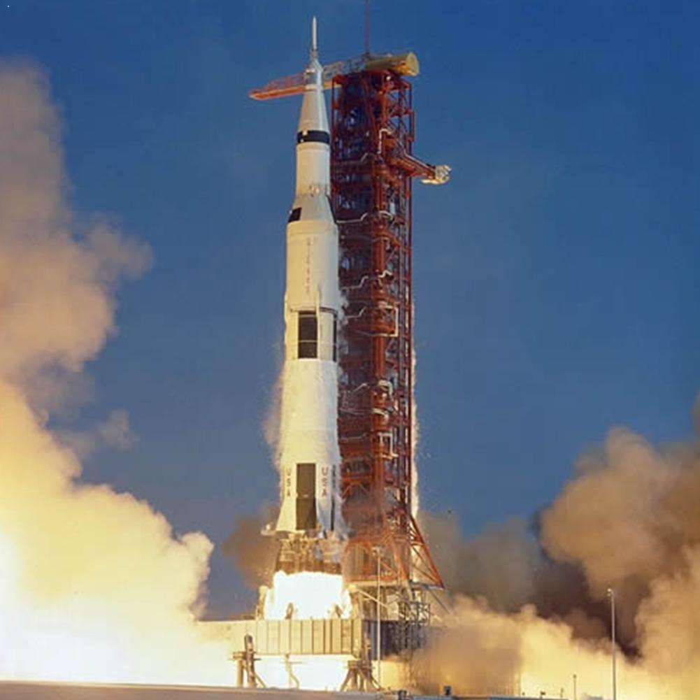 Paper Model 1:300 Saturn 5 Carrier Rocket And Launch Pad Handmade Diy Z7A3