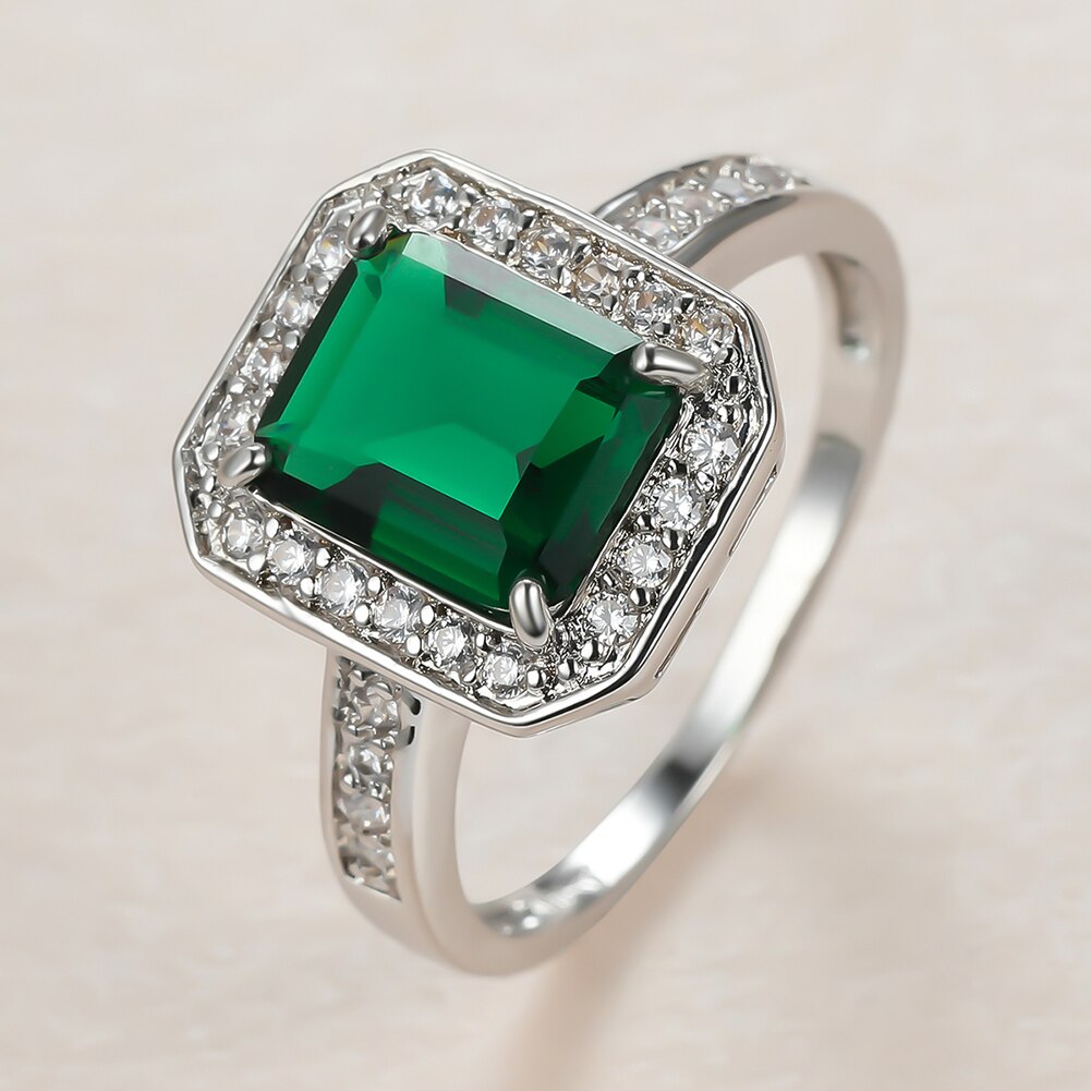 Jahrgang Weibliche GrüNe Kristall Stein Ring Charme Silber Farbe Hochzeit Ringe Für Frauen Versprechen Braut Platz Zirkon Engagement Ring