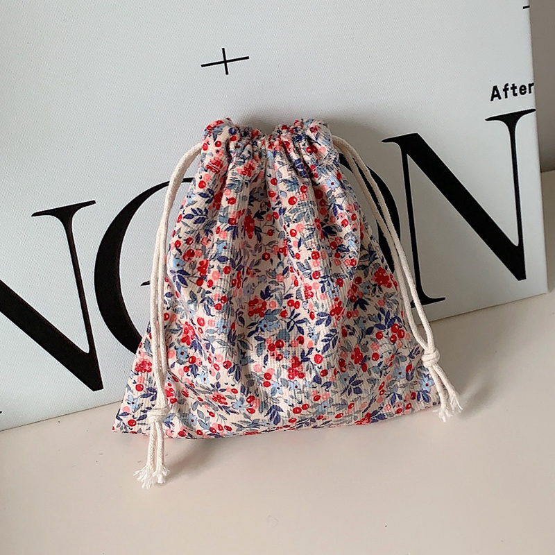 Lattice Cotton Fabric Floral Drawstring Storage Pouch Packaging Coin Purse Lipstick Jewelry Organizer Christmas Bag: WHITE
