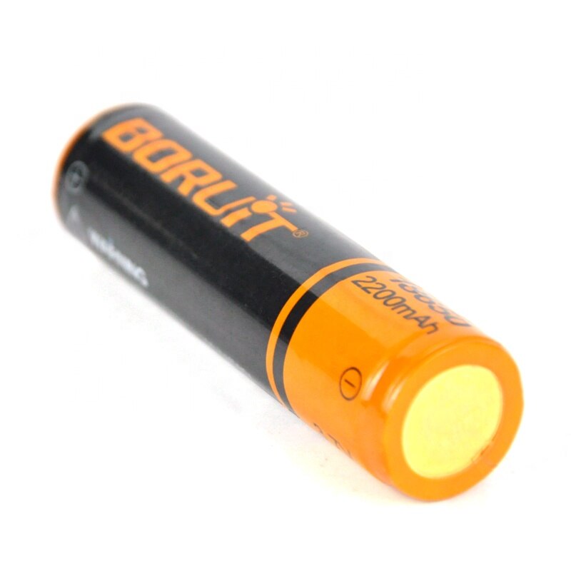 BORUiT Rechargeable 3.7V 18650 2200mAh Li-ion Battery with PCB for Headlamp and Flashlight