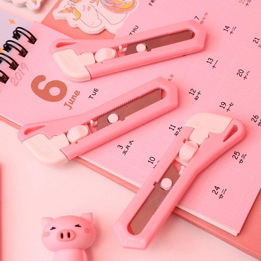 Cuchillo artístico de plástico con dibujos Kawaii para niños y estudiantes, navajas de corte de papel, material de papelería para la escuela y la Oficina