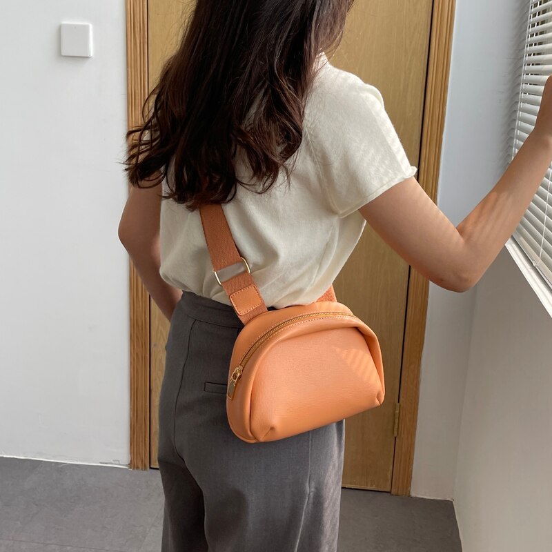 Jednokolorowe małe torebki damskie Hobos wysokiej jakości PU skóra miękka damska torba na ramię japonia kobieta torebka na telefon przekładana hurtowo: Pomarańczowy