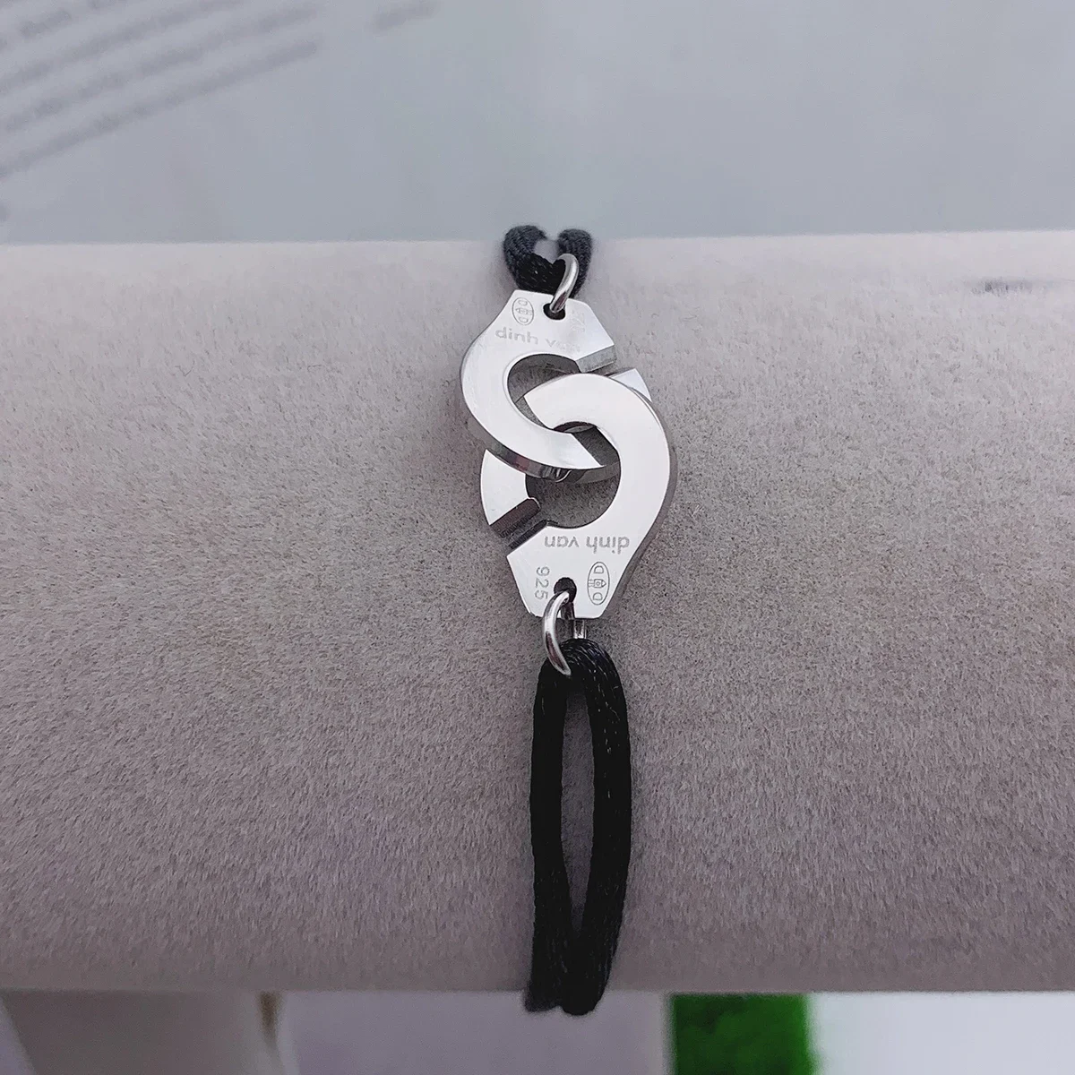 Esposas de acero inoxidable 316 de , pulsera de esposas de cuerda ajustable, bisutería Menottes, pulsera Corde para joyería de mujer: Estampado en caliente