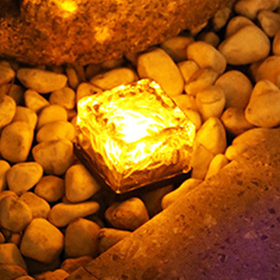 Cube de glace solaire imperméable à 4 LED, éclairage d&#39;extérieur en brique de verre, lampe enterrée pour jardin, cour, chemin de noël, 1 pièce: YELLOW
