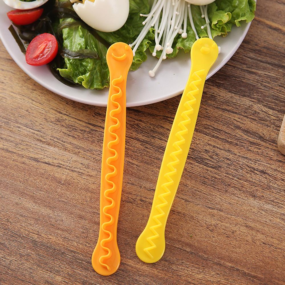 2 Pcs Fancy Cut Eggs Cooked Eggs Cutter Household Boiled Eggs Tools Bento cut flower shaper Kitchen accessories