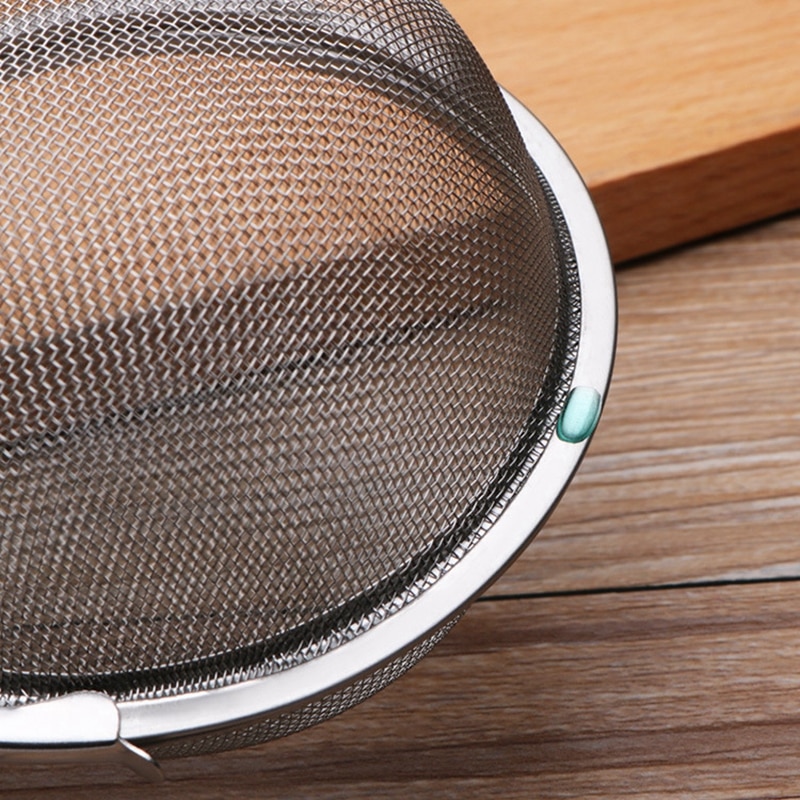 1pc rustfritt stål te infusjoner sfære låsynge spicetea ball sil sil infuser te filter siler kjøkken te tilbehør