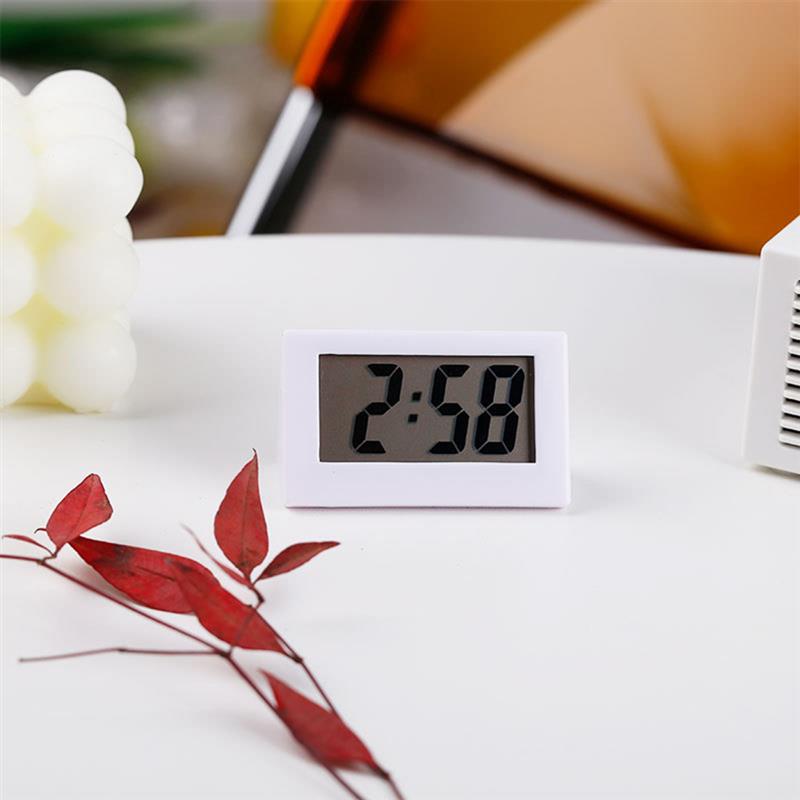 Mini reloj Digital pequeño para escritorio de coche, medidores, Mini pantalla LCD Digital, reloj electrónico de viaje para el hogar y la Oficina, relojes de escritorio