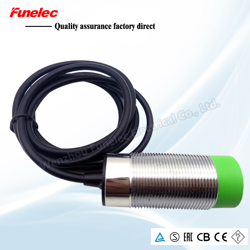 DC 12-24V 8mm Inductive Proximity Sensor Approach Switch PNP NO PR18-8DP C4D1 NPN NO