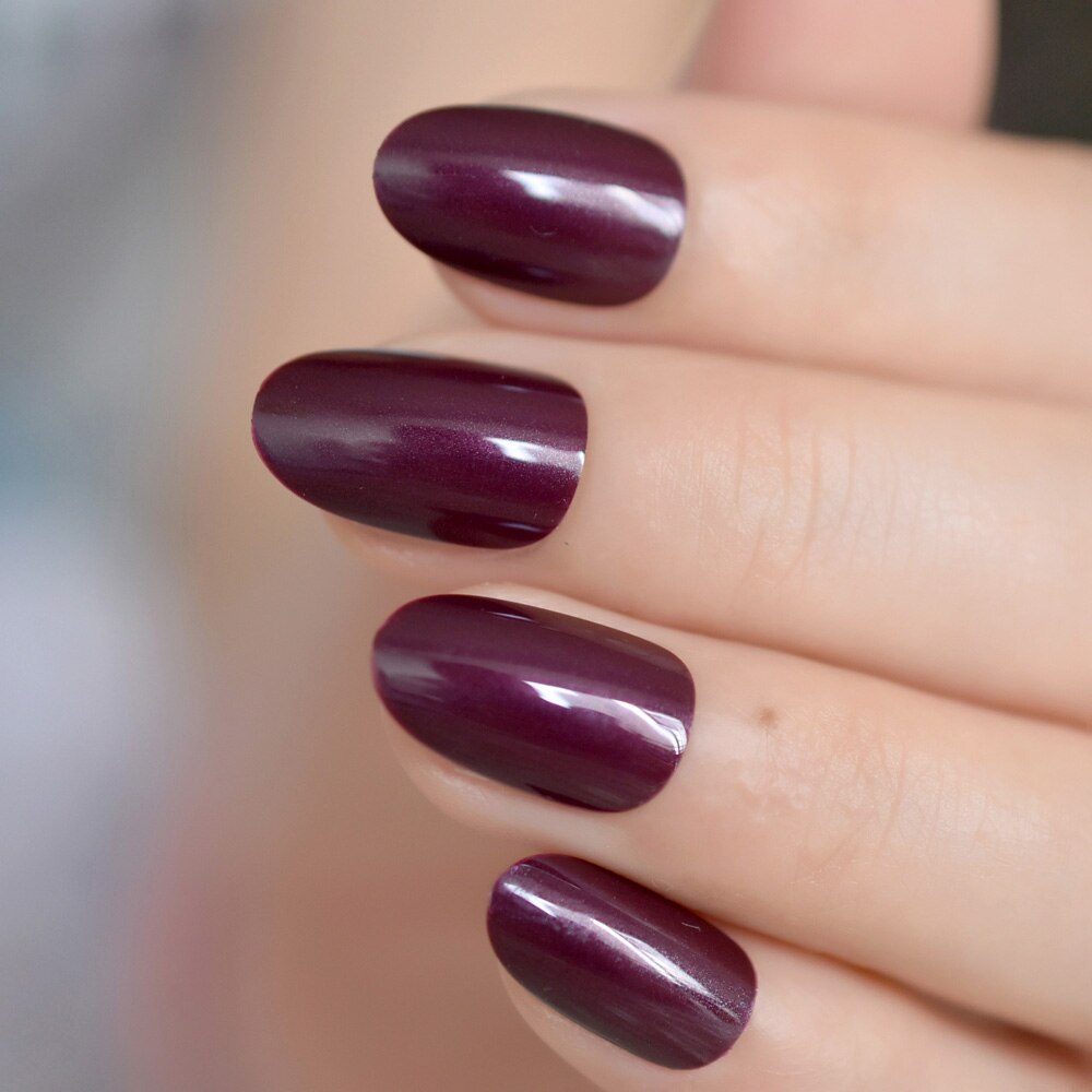 Uv-lichtbruine nagels, ovale gelnagels, kunstnagels, effen kleur, korte manicure, kunsttips, ovaal met kleeflipjes: L5201