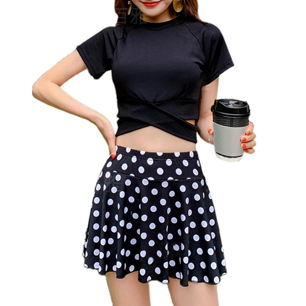 Ärmelloser, schulterfreier badeanzug mit hohem bund für den sommerurlaub: Schwarz