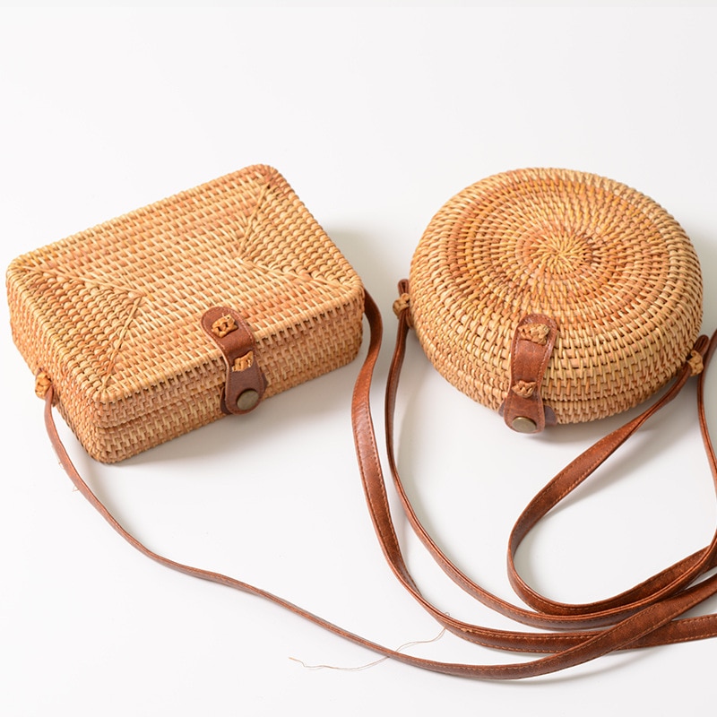 Women Shoulder Bad Rattan Sele Mini Round Retro Literary Leather Buckle PU Strap Handmade Woven Lady Beach Crossbody Bags