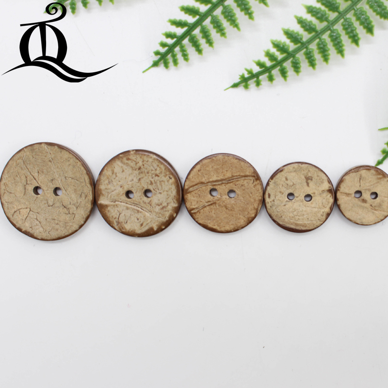 high quantity 50pcs 10mm-25mm 2-Holes DIY round Coconut shell Buttons Wood Button for Clothing scrapbooking sewing accessories