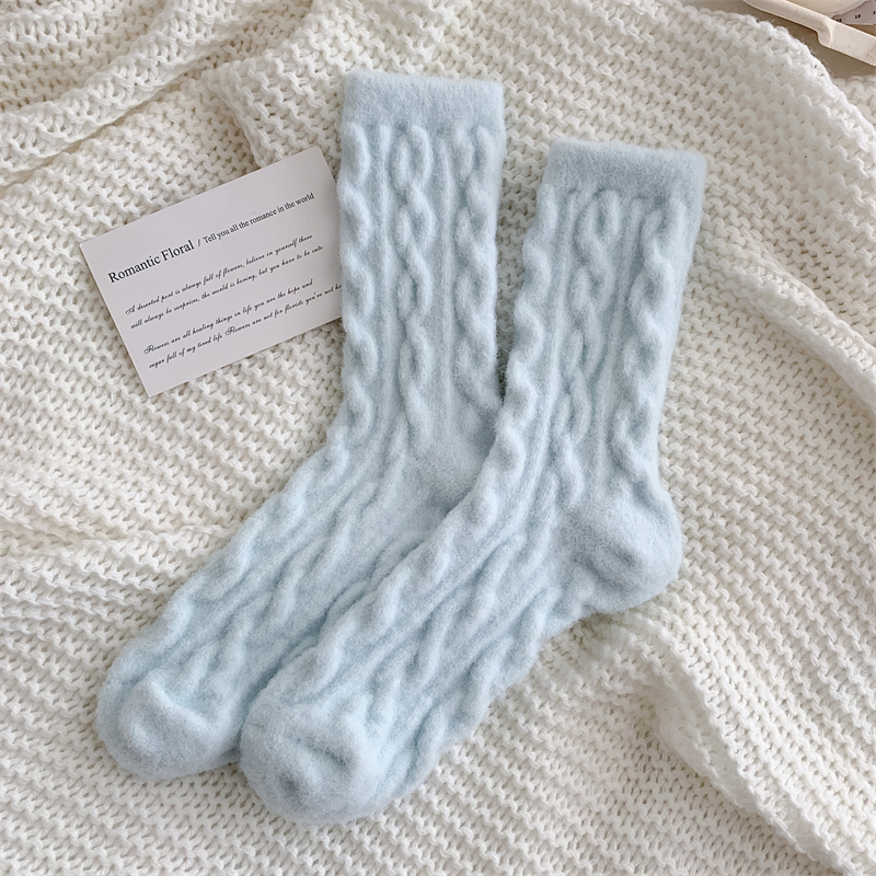 Calcetines cálidos para mujer, japonesa de invierno, calcetines mullidos de Color sólido para niñas, calcetines gruesos y bonitos para el hogar, calcetines suaves Kawaii para otoño: Azul claro