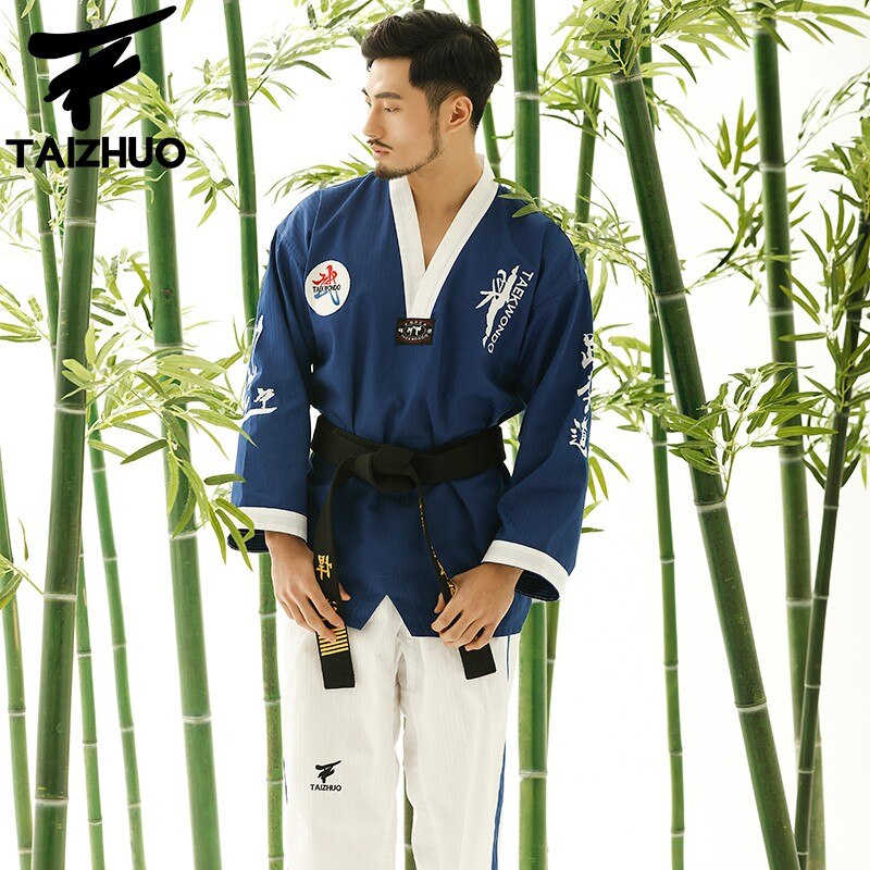 Aikuisten miesten naisten taekwondo-puku brodeerauksella wtf-hyväksytty taekwondo dobok-puku unisex-kampanjaan