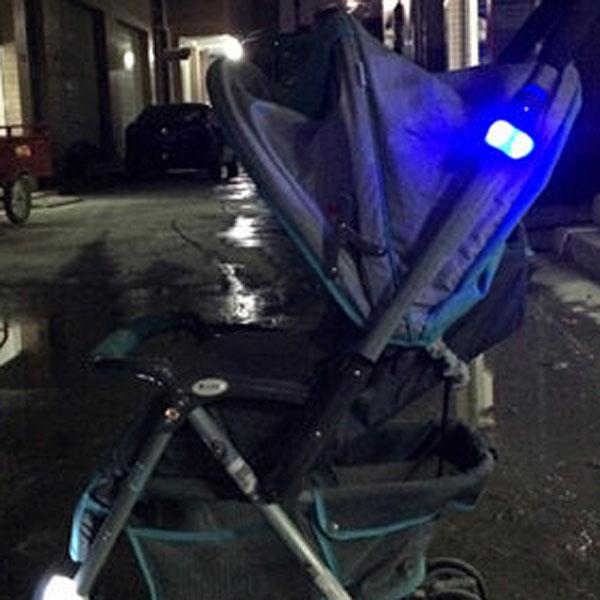 Udendørs natklapvogn minde om lys vandtæt tilbehør forsigtighed lampe baby krog flash led sikkerhedsalarm barnevogne spædbarn