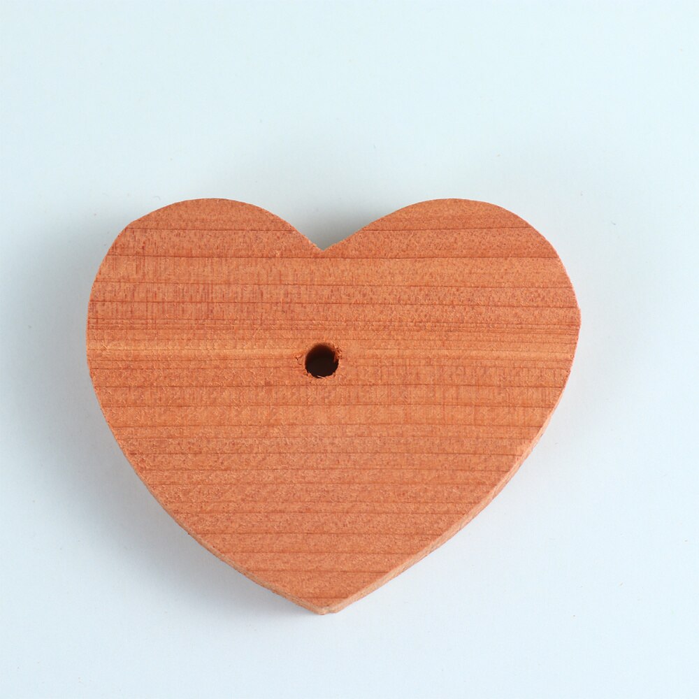 10pcs Cedar Wood Chips Heart Shape Cedar Wood Slices Mothproof Wardrobe Cedar Wood Chip