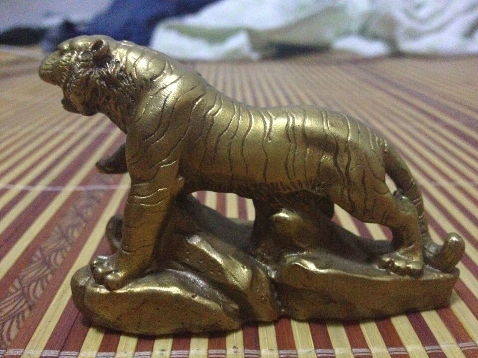 Chinese messing tijger standbeelden