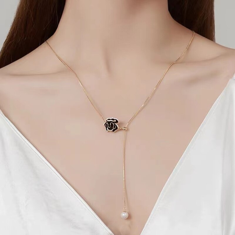 Franse Romantische Klassieke Zwarte Camellia Parel Hanger Ketting 2022 Elegante Verschillende Dragen Kettingen Voor Vrouw Mode-sieraden